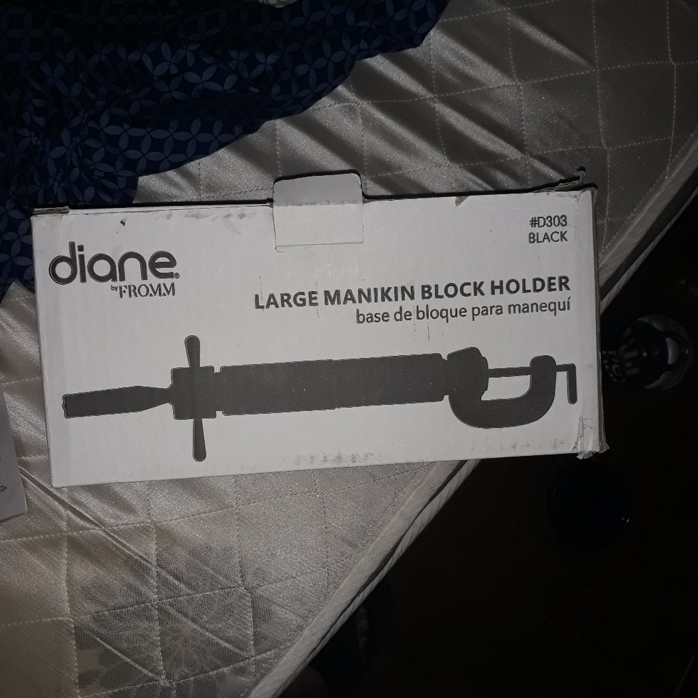 Diane Large Manikin Block Holder #D303 NEW IN BOX